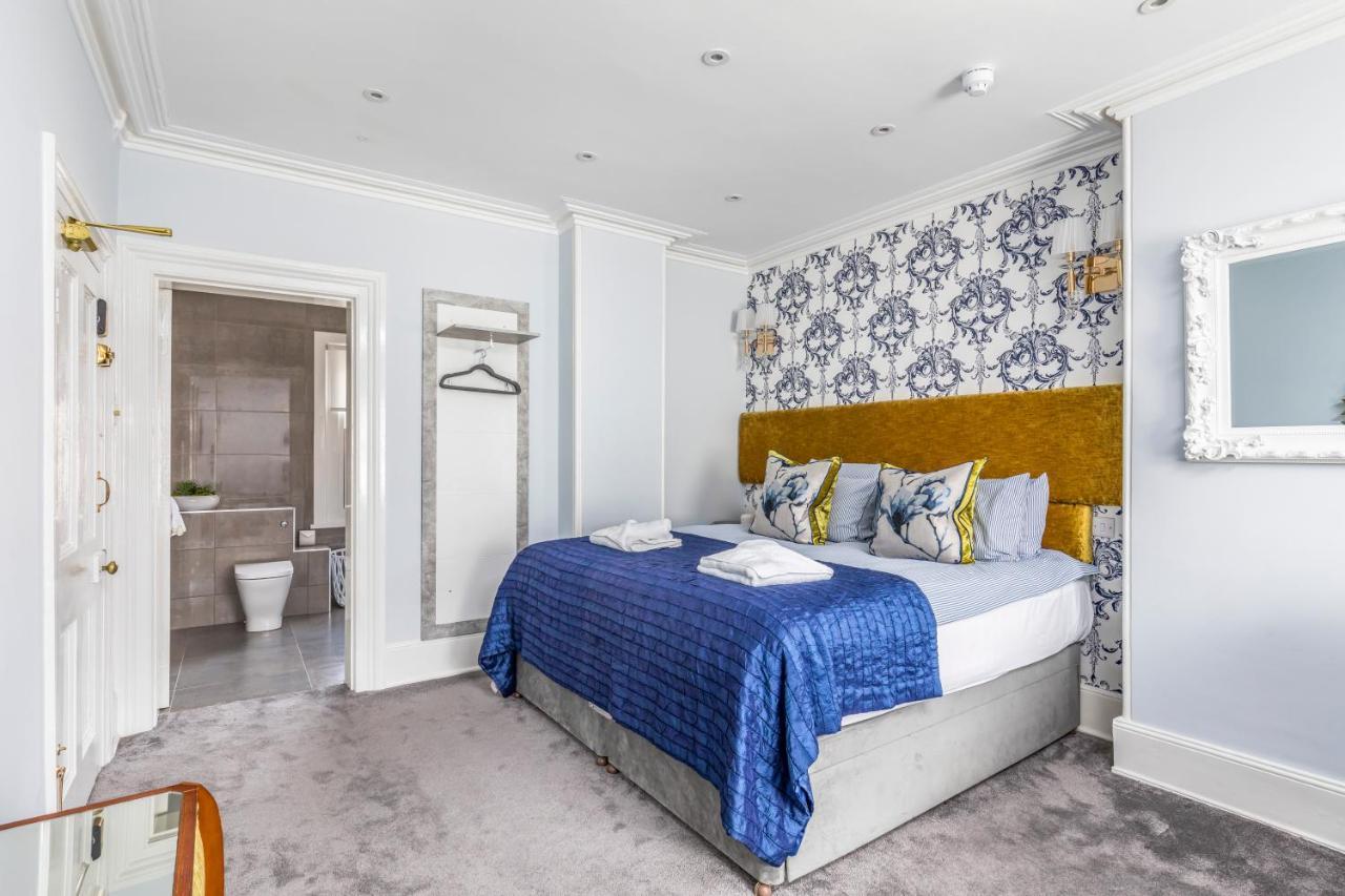 Deluxe Studios With Spa Included Portsmouth Exterior photo